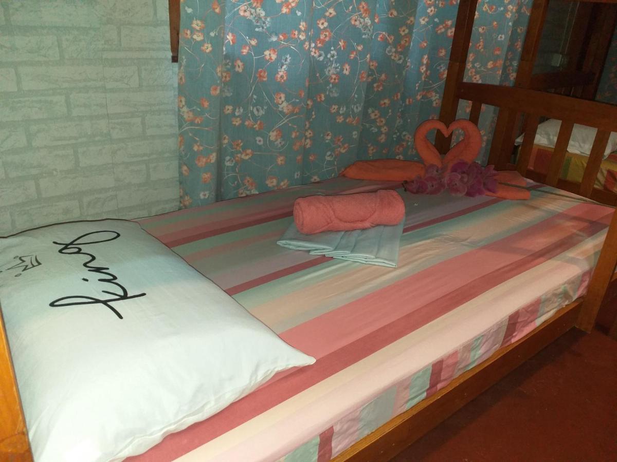 Paraiso Hostel Moalboal Esterno foto